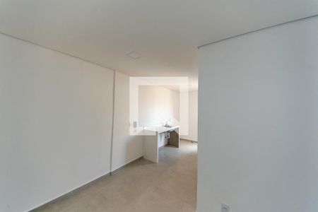 Sala/Cozinha de apartamento para alugar com 2 quartos, 45m² em Chácara Mafalda, São Paulo