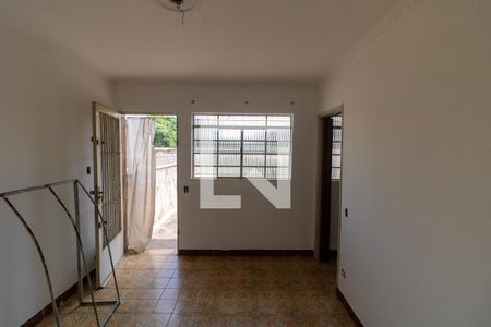 Quarto 1 de casa à venda com 3 quartos, 200m² em Vila Domitila, São Paulo