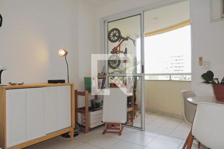 Sala de apartamento para alugar com 1 quarto, 44m² em Jacarepaguá, Rio de Janeiro