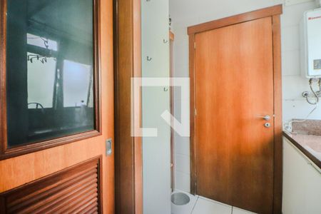 Apartamento para alugar com 186m², 3 quartos e 2 vagasCozinha e Área de Serviço