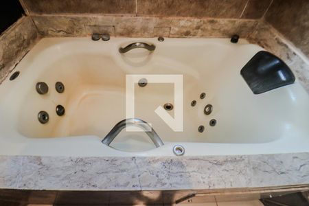 Apartamento para alugar com 186m², 3 quartos e 2 vagasBanheiro da Suíte 1