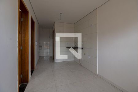sala e cozinha compartilhadas de apartamento para alugar com 2 quartos, 33m² em Vila Vera, São Paulo