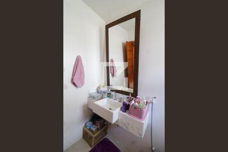 Casa à venda com 680m², 5 quartos e 5 vagasBanheiro da Suíte 1