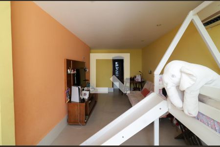 Casa à venda com 680m², 5 quartos e 5 vagasSuíte 1