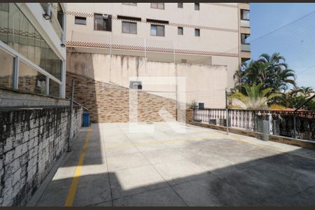 Casa à venda com 680m², 5 quartos e 5 vagasQuadra Esportiva