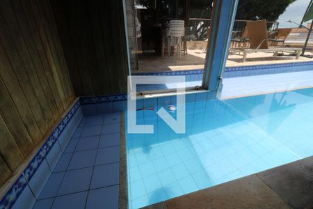 Casa à venda com 680m², 5 quartos e 5 vagasSauna