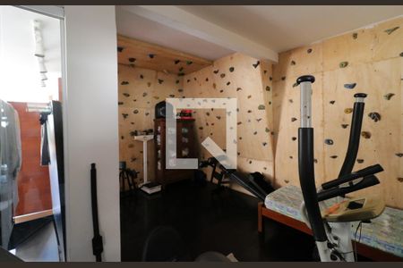 Casa à venda com 680m², 5 quartos e 5 vagasAcademia