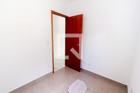 Quarto 1 de apartamento para alugar com 2 quartos, 48m² em Vila Alice, Santo André