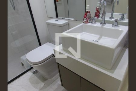 Banheiro de apartamento para alugar com 2 quartos, 77m² em Vila Sônia, São Paulo