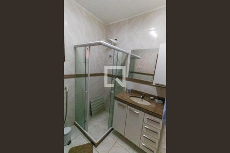 Casa à venda com 225m², 4 quartos e 1 vaga Casa à venda com 225m², 4 quartos e 1 vagaBanheiro Social