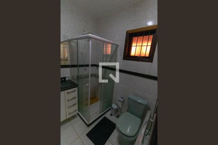 Casa à venda com 225m², 4 quartos e 1 vaga Casa à venda com 225m², 4 quartos e 1 vagaBanheiro Suíte