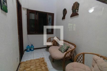 Casa à venda com 225m², 4 quartos e 1 vaga Casa à venda com 225m², 4 quartos e 1 vagaJardim de Inverno