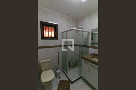 Casa à venda com 225m², 4 quartos e 1 vaga Casa à venda com 225m², 4 quartos e 1 vagaBanheiro Social