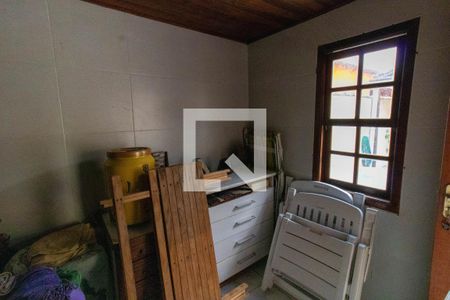 Casa à venda com 225m², 4 quartos e 1 vaga Casa à venda com 225m², 4 quartos e 1 vagaQuarto de Serviço