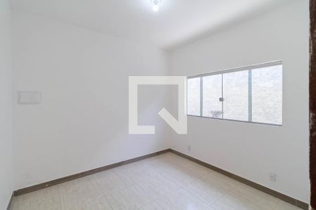 Casa para alugar com 180m², 2 quartos e 2 vagasQuarto 1