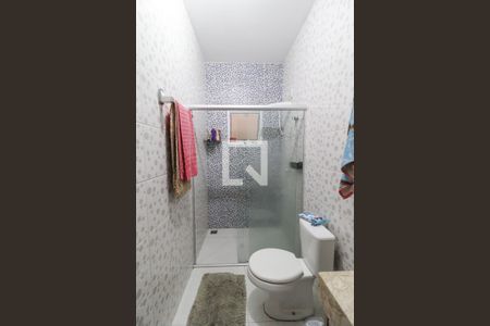 Casa à venda com 152m², 2 quartos e 2 vagasBanheiro