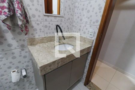 Casa à venda com 152m², 2 quartos e 2 vagasBanheiro