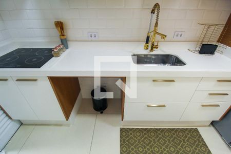 Apartamento para alugar com 117m², 2 quartos e 2 vagas Apartamento para alugar com 117m², 2 quartos e 2 vagasCozinha