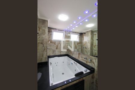 Apartamento para alugar com 117m², 2 quartos e 2 vagas Apartamento para alugar com 117m², 2 quartos e 2 vagasBanheiro da Suíte 2