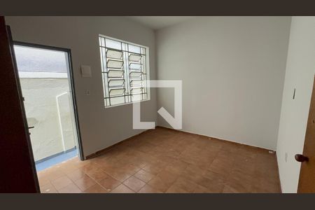 Casa para alugar com 16m², 1 quarto e sem vagaStudio