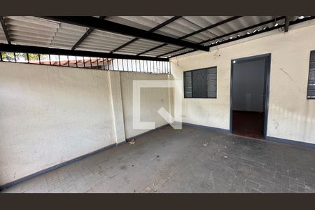 Garagem de casa para alugar com 1 quarto, 16m² em Setor Central, Goiânia