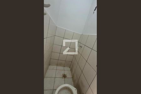 Banheiro de casa para alugar com 1 quarto, 16m² em Setor Central, Goiânia