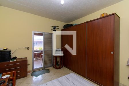 Casa à venda com 250m², 4 quartos e 4 vagasQuarto 2
