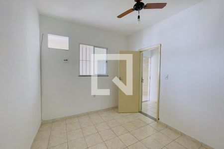 Quarto de casa para alugar com 1 quarto, 43m² em Vila São Luis, Duque de Caxias