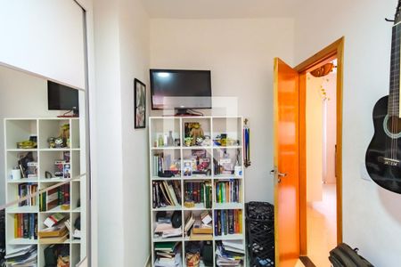 Quarto 1 de apartamento para alugar com 2 quartos, 49m² em Vila Carrão, São Paulo
