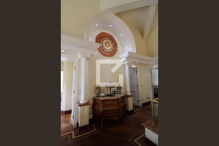 Casa à venda com 800m², 5 quartos e 8 vagasHall dos Quartos