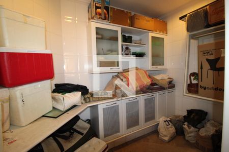 Casa à venda com 800m², 5 quartos e 8 vagasÁrea de Serviço