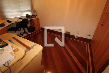 Casa à venda com 800m², 5 quartos e 8 vagasEscritório