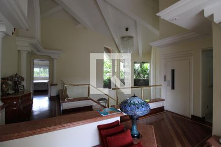 Casa à venda com 800m², 5 quartos e 8 vagasMesanino