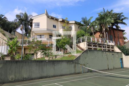 Casa à venda com 800m², 5 quartos e 8 vagasÁrea externa