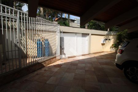 Casa à venda com 800m², 5 quartos e 8 vagasGaragem