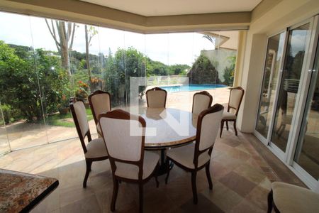 Casa à venda com 800m², 5 quartos e 8 vagasChurrasqueira