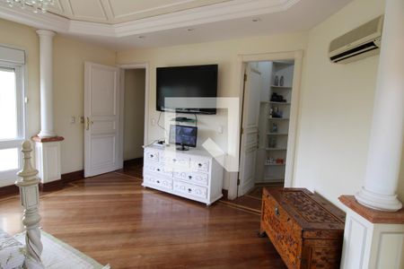 Suite 1 de casa para alugar com 5 quartos, 800m² em Morumbi, São Paulo