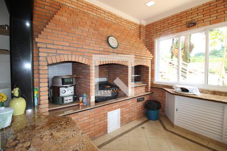 Casa à venda com 800m², 5 quartos e 8 vagasChurrasqueira