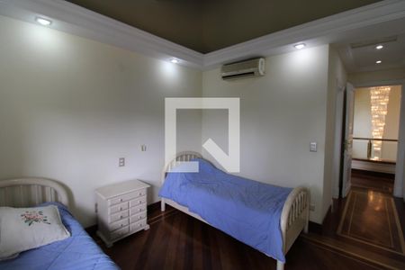 Casa à venda com 800m², 5 quartos e 8 vagasSuite 3