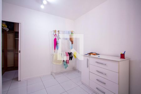 Quarto 1 de casa de condomínio para alugar com 3 quartos, 80m² em Rocha, São Gonçalo