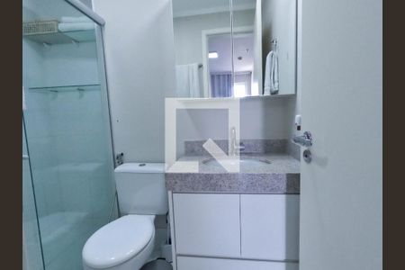 Banheiro da Suíte de apartamento para alugar com 1 quarto, 40m² em Jardim Goiás, Goiânia