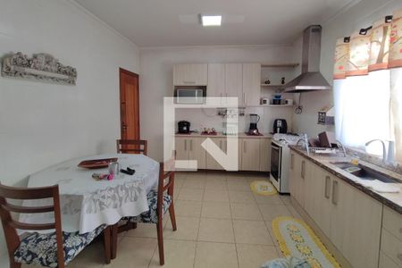 Casa à venda com 187m², 3 quartos e 4 vagasCozinha
