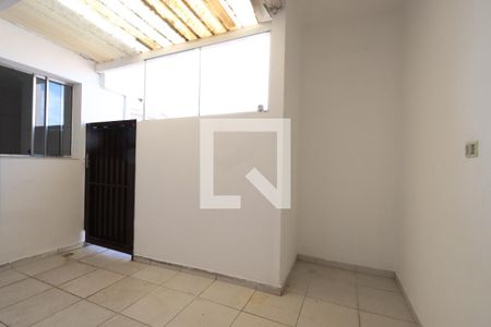 Casa para alugar com 62m², 2 quartos e sem vagaLavanderia