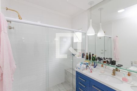 Casa de condomínio à venda com 267m², 4 quartos e 3 vagasBanheiro da Suíte 1