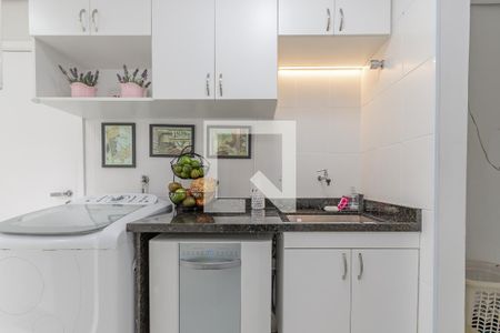 Casa de condomínio à venda com 267m², 4 quartos e 3 vagasÁrea de Serviço