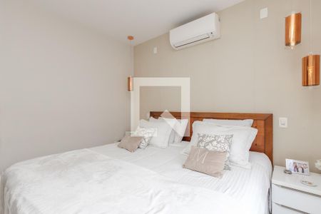 Casa de condomínio à venda com 267m², 4 quartos e 3 vagasSuíte 1