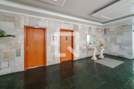 Apartamento à venda com 86m², 2 quartos e 1 vaga Apartamento à venda com 86m², 2 quartos e 1 vagaHall de entrada