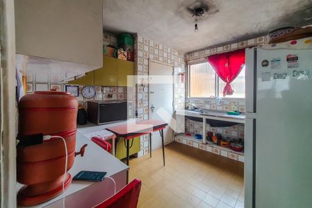 Apartamento à venda com 86m², 2 quartos e 1 vaga Apartamento à venda com 86m², 2 quartos e 1 vagaCozinha