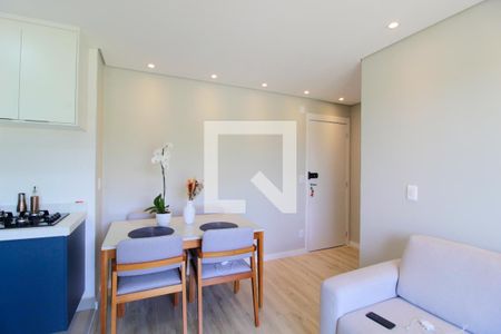 Apartamento para alugar com 2 quartos, 47m² em Jardim Pioneiro, Cotia