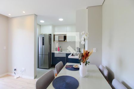Sala de jantar de apartamento para alugar com 2 quartos, 47m² em Jardim Pioneiro, Cotia